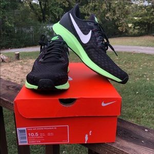 NWB Nike Air Pegasus 35 Size 10.5